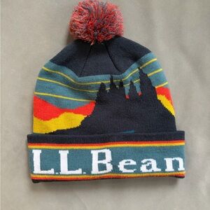 L.L. Bean Unisex Katahdin Pom Hat